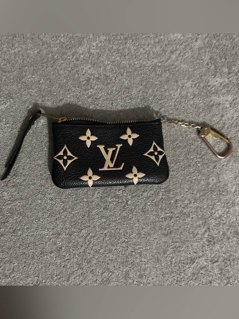 Louis Vuitton Black & Cream Monogram Zip Key Pouch with Chain